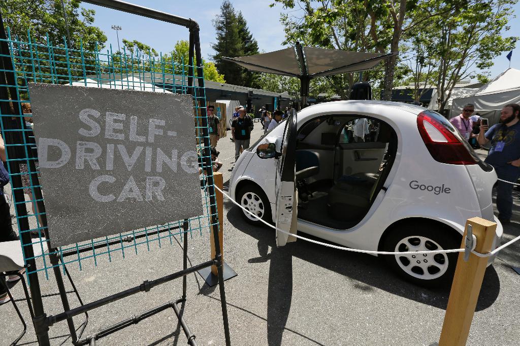 FOX BIZ NEWS: E-commerce revenue will hit $3.52 trillion in 2020, but self-driving trucks won't be making deliveries