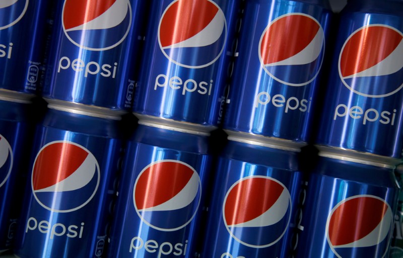 Pepsi Puts Super Bowl Focus on Glitzy Halftime Show