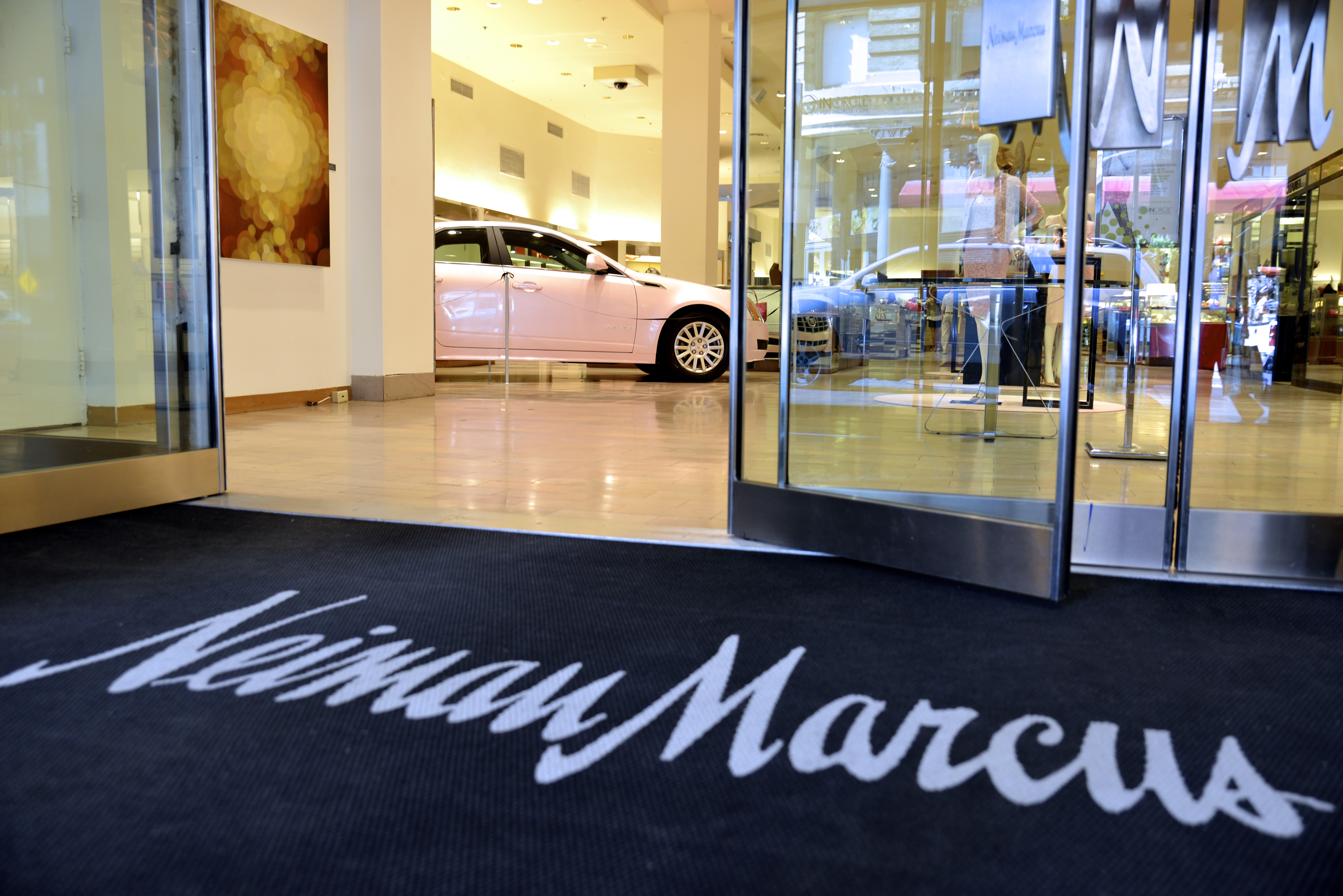 Neiman Marcus - What To Know BEFORE You Go
