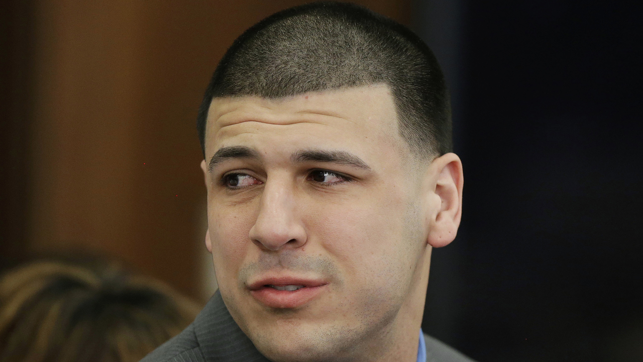 Patriots don't need to act on Aaron Hernandez yet - The Boston Globe