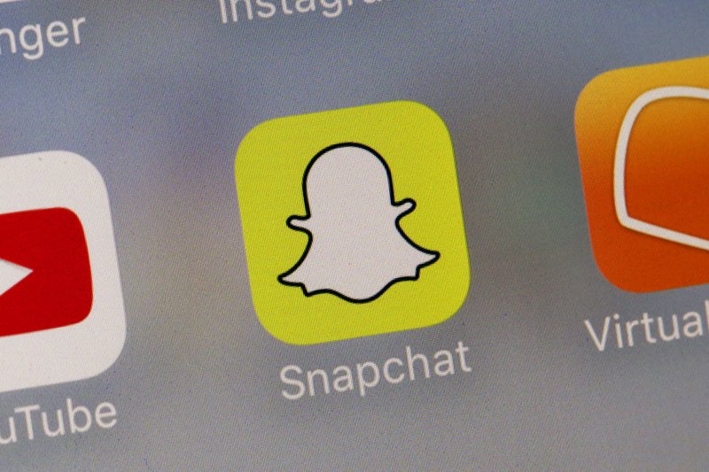 Fox Business Briefs: Snapchat is dethroned and Harley Davidson struggles domestically.
