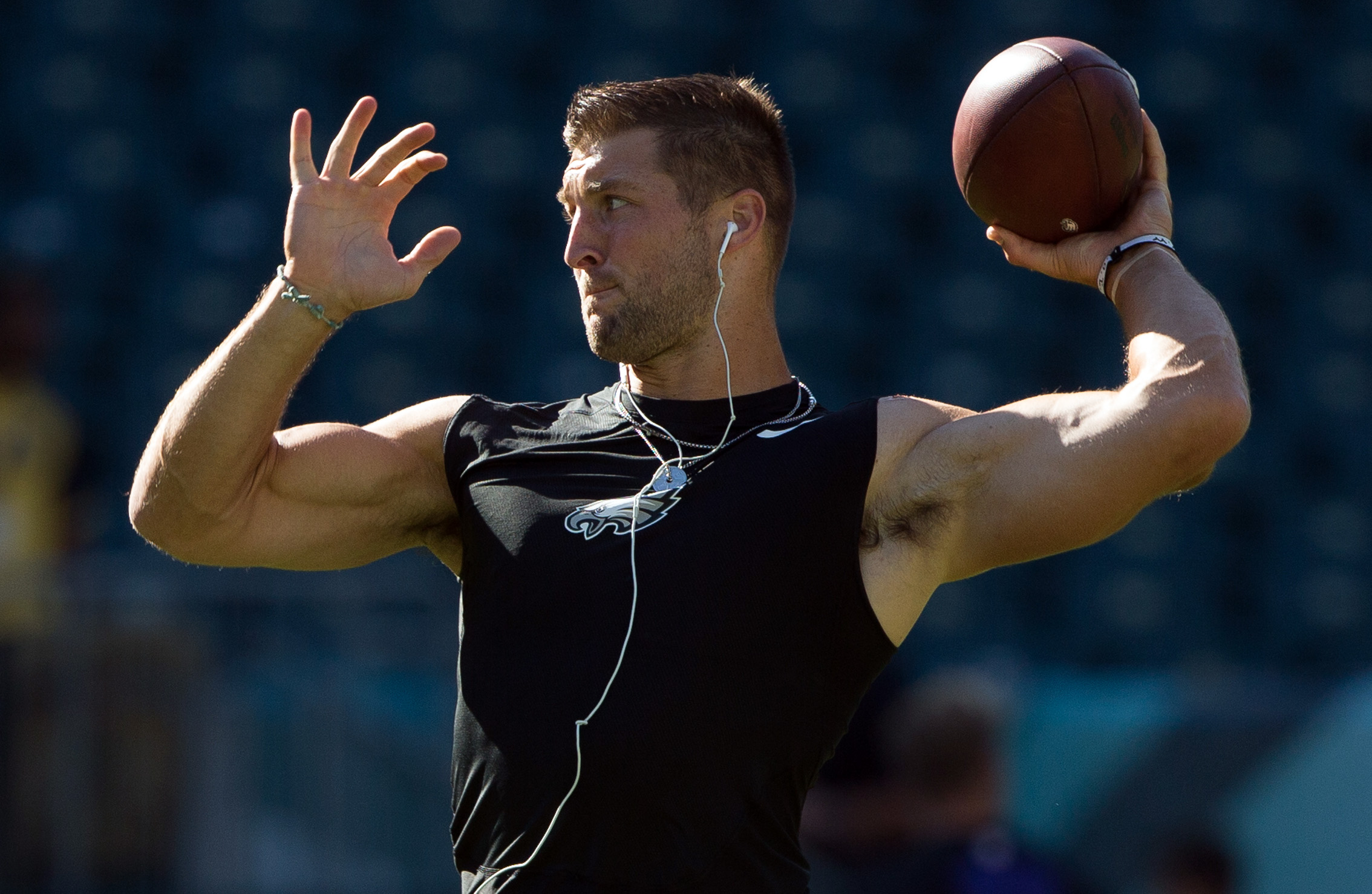 Tim Tebow Continues To Work On His Throwing Motion - Gang Green Nation