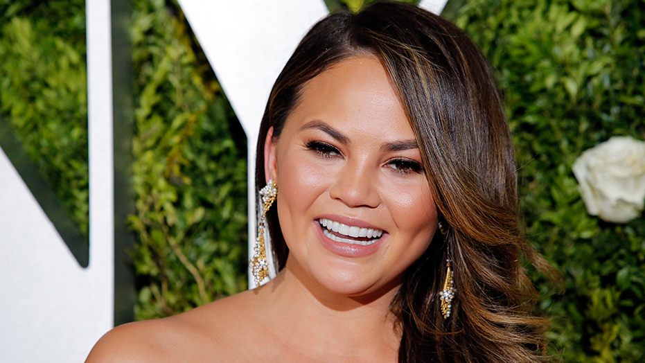 Chrissy Teigen Wants to Donate Items From Her Cookware Collection