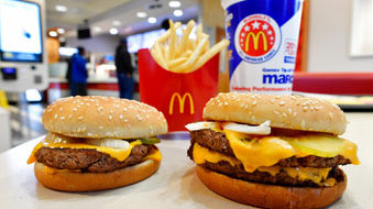 Focus: U.S. fast-food chains cut discounts, push pricy meals post-pandemic