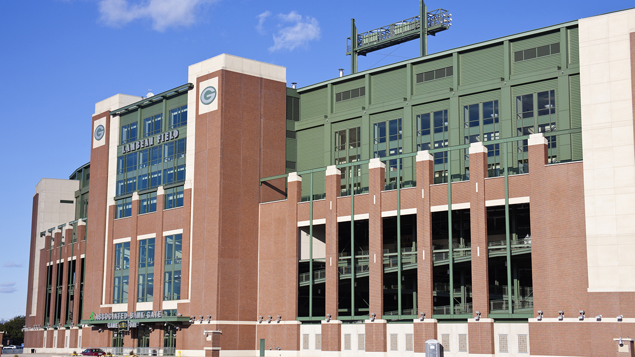 Best NFL Football Stadiums, Ranked: From Dallas to Lambeau - Thrillist