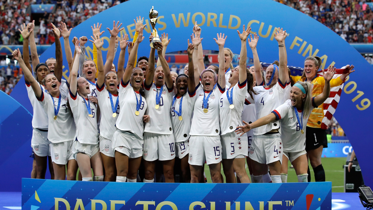 The U.S. Soccer Federation Claims the Women's Team Actually Earns More Than  the Men's Team, Prompting Backlash - Pacific Standard