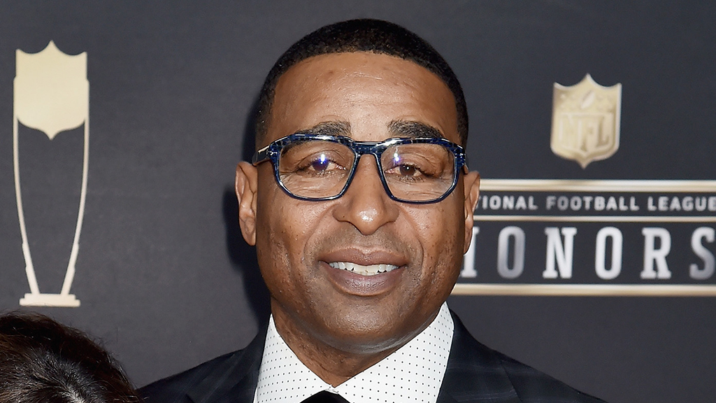 Fox Sports fires Pro Football Hall of Famer Cris Carter