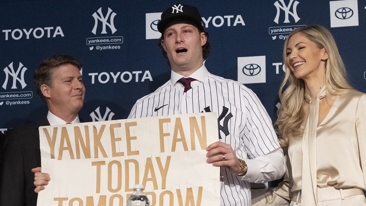 Gerrit Cole signs $324M, 9-year contract with New York Yankees