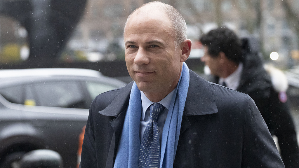 Michael avenatti clearance nike fox news