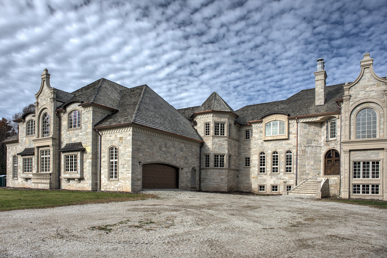 Aaron Rodgers Buys Modern New Jersey Mansion for $9.5 Million