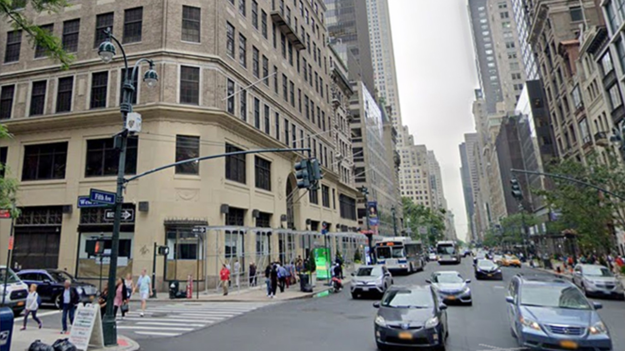 New York's iconic Lord & Taylor building to become WeWork