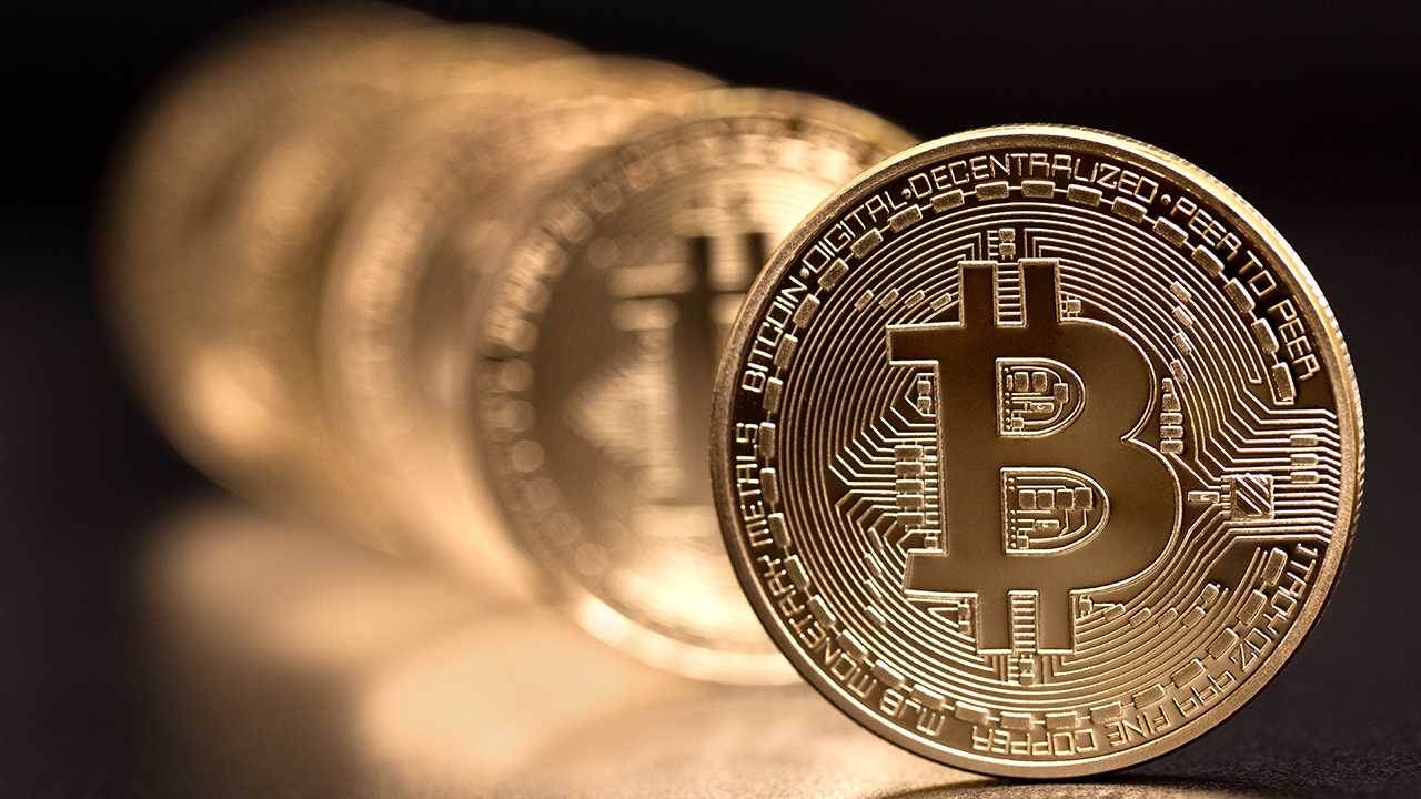 Trending FOX BUSINESS News: DOJ seizes bitcoin valued at more than $1B related to Silk Road