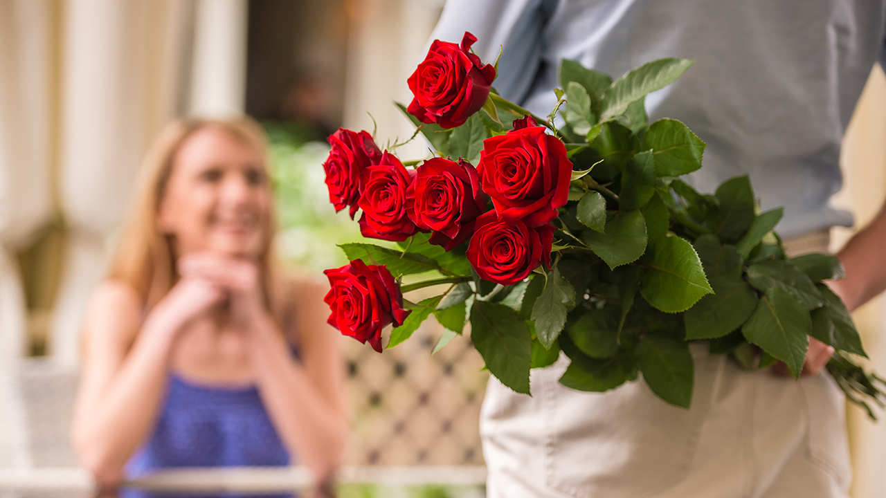 Varför är rosor dyra? | Fox Business