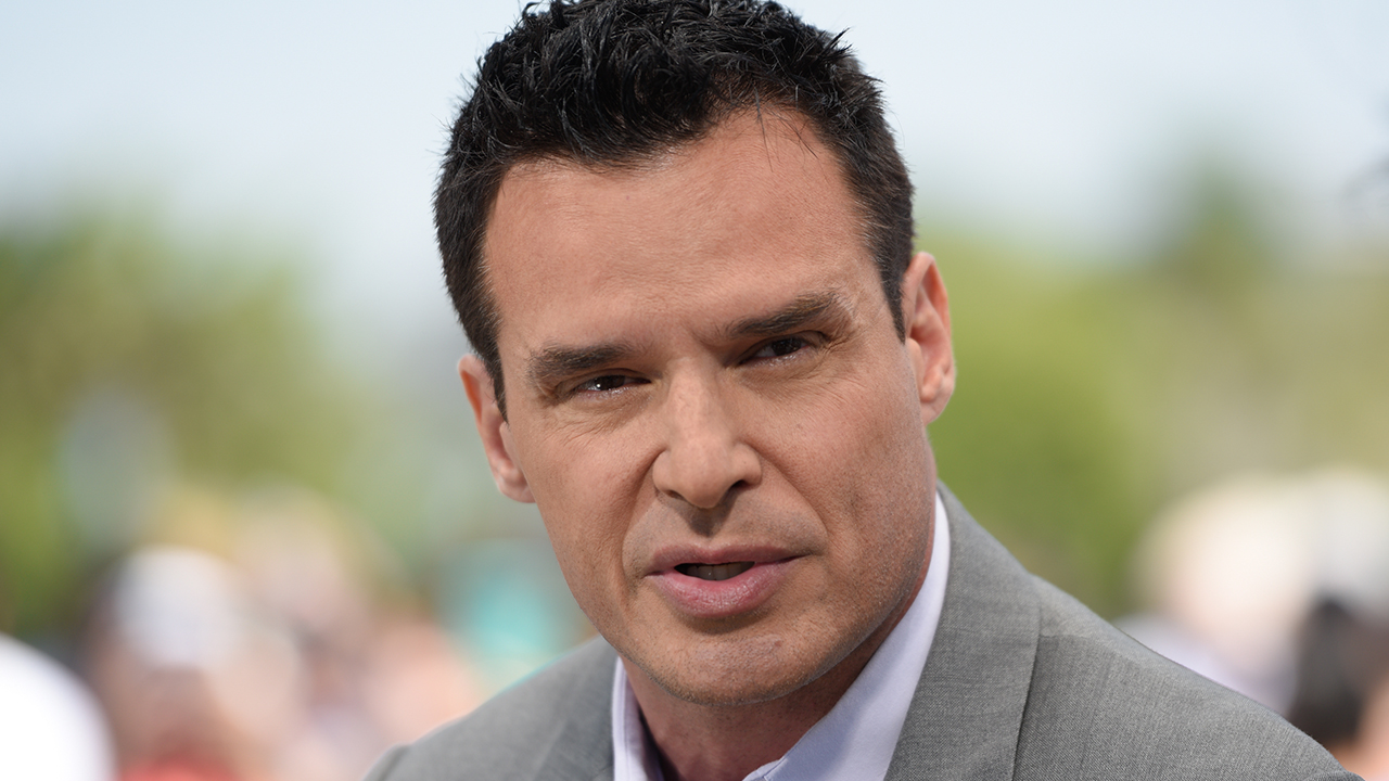 Actor Antonio Sabato Jr. shares his thoughts on California's coronavirus restrictions and Whoopi Goldberg's message to Trump supporters. 