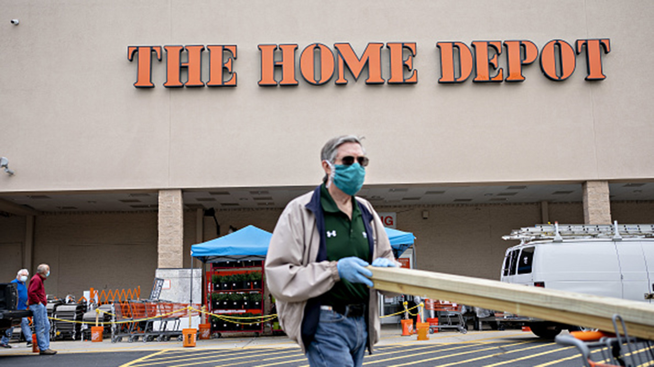 National Retail Federation President Matt Shay on keeping retailers open safely by requiring face masks to prevent coronavirus spread.