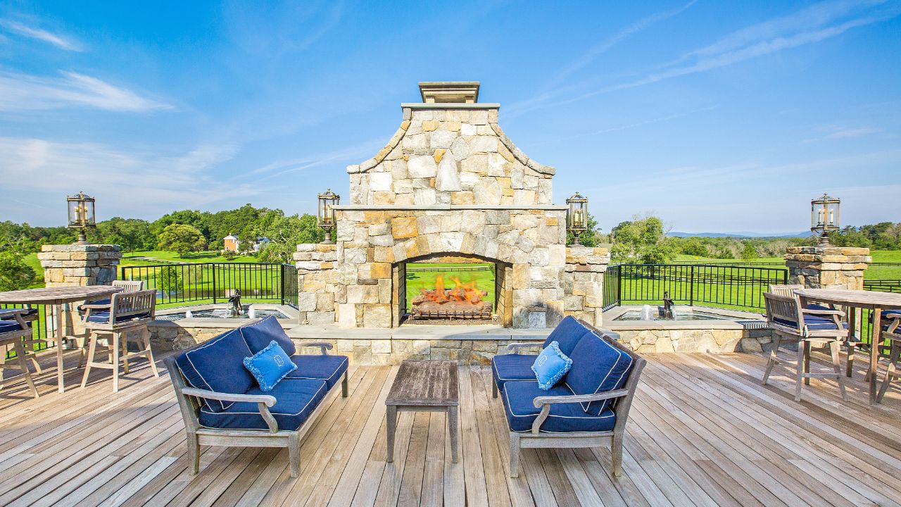 LVMH CEO's onetime Virginia home for sale includes former Budweiser  Clydesdales
