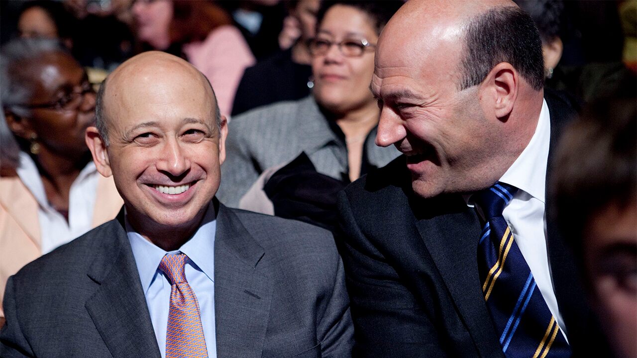 トップス LEWIN / WHITE gadidanoniem Blankfein-Cohn-GETTY.jpg