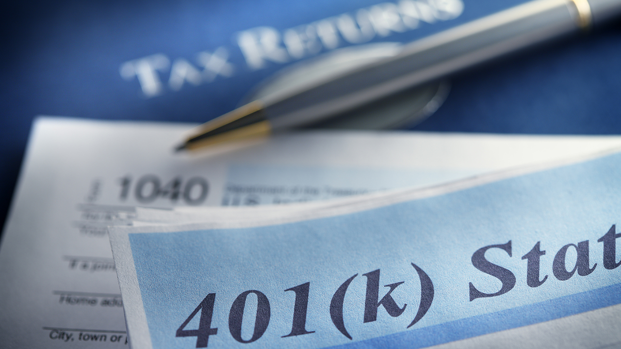 How do your 401(k) contributions compare to the average? | Fox Business