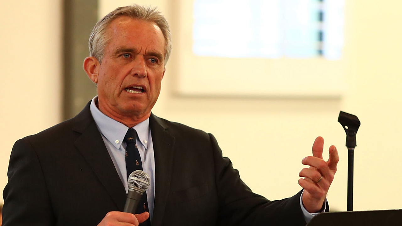 Facebook Bans Robert Kennedy Jr S Instagram In Anti Vax Crackdown Fox Business