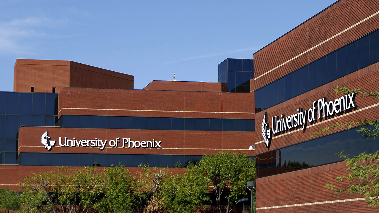 University of Phoenix students to receive $50M in tuition refunds as part  of 2019 FTC settlement | Fox Business