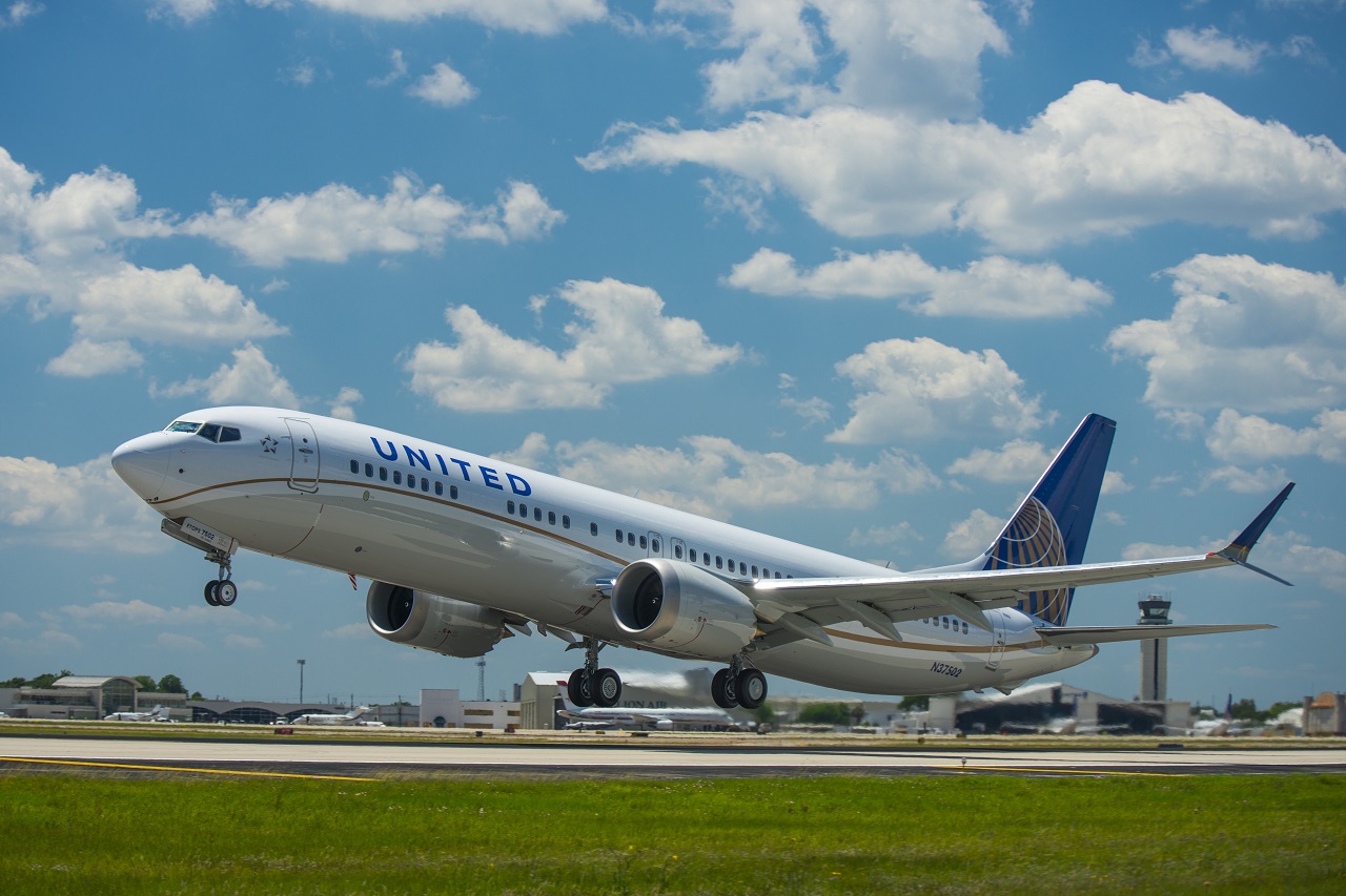 United Airlines said nearly 600 U.S.-based employees faced termination after failing to comply with the carrier's vaccination policy. FOX Business’ Grady Trimble with more. 