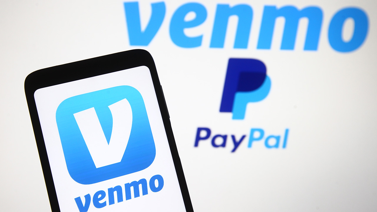 After 15 years,  plans to cut off PayPal as its main payments processor  - Vox