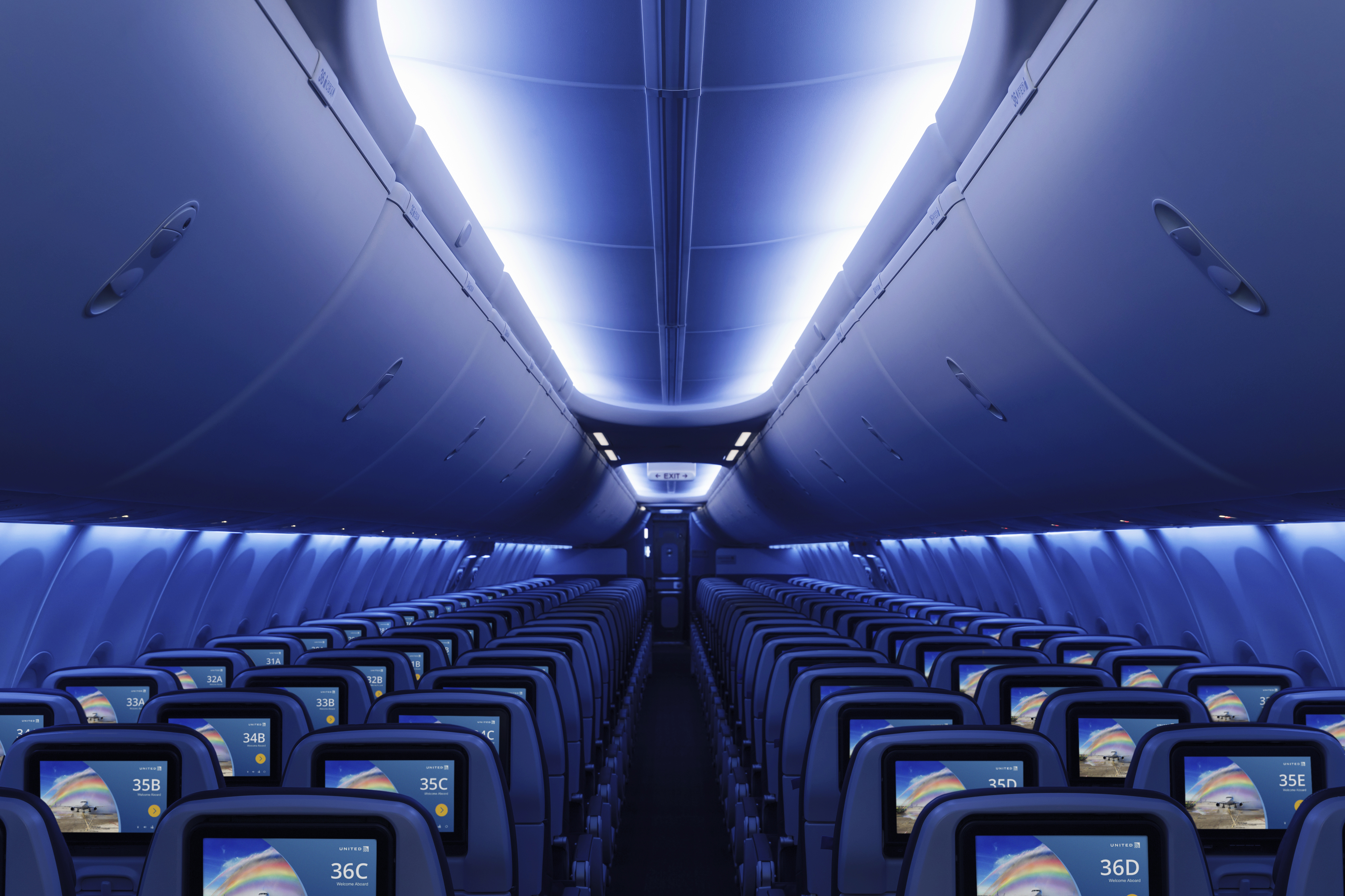 SEE IT: United Airlines upgrades its flight experience | Fox Business