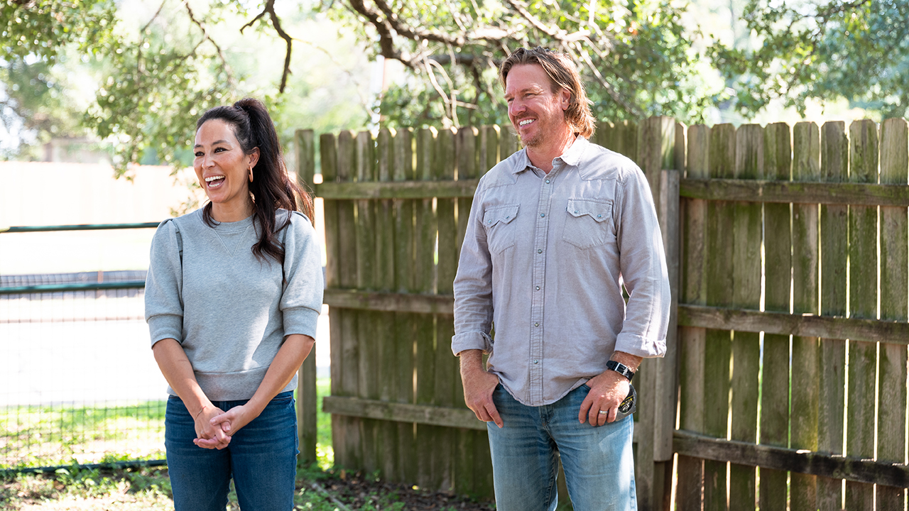 Chip and Joanna Gaines Magnolia Network banking on home, family content