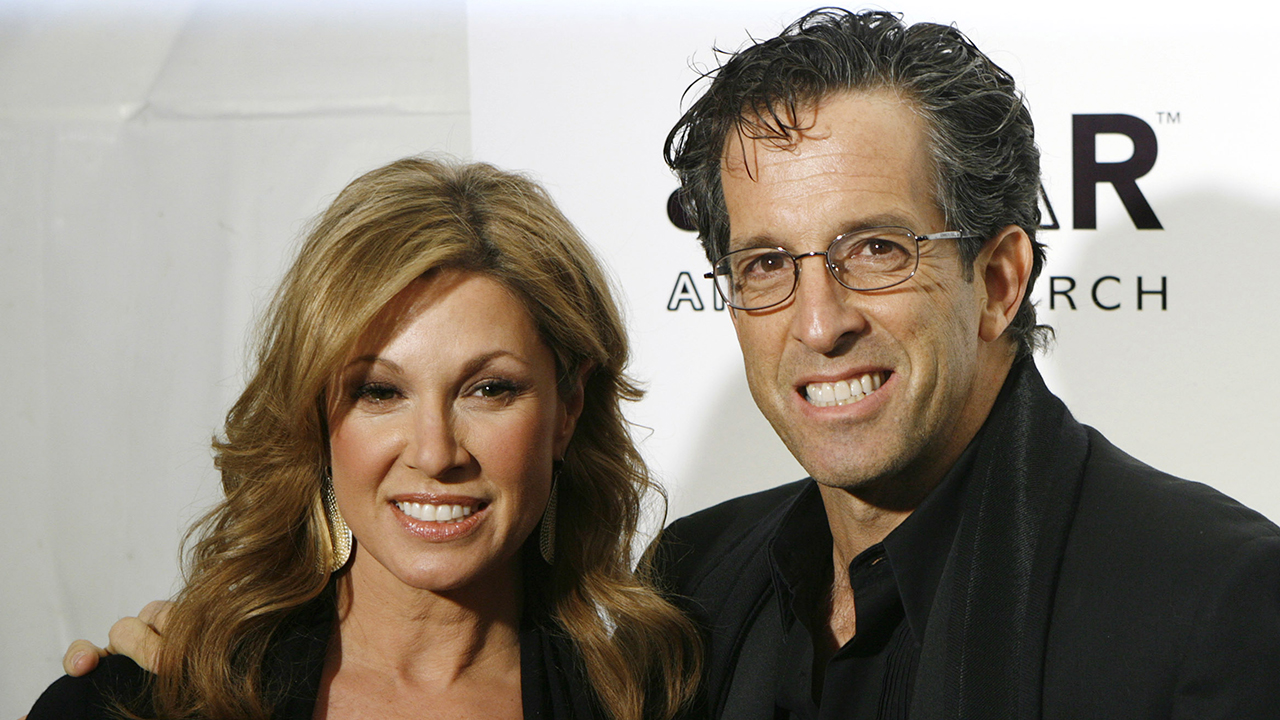 Kenneth Cole defends Andrew Cuomo's 'exemplary public service