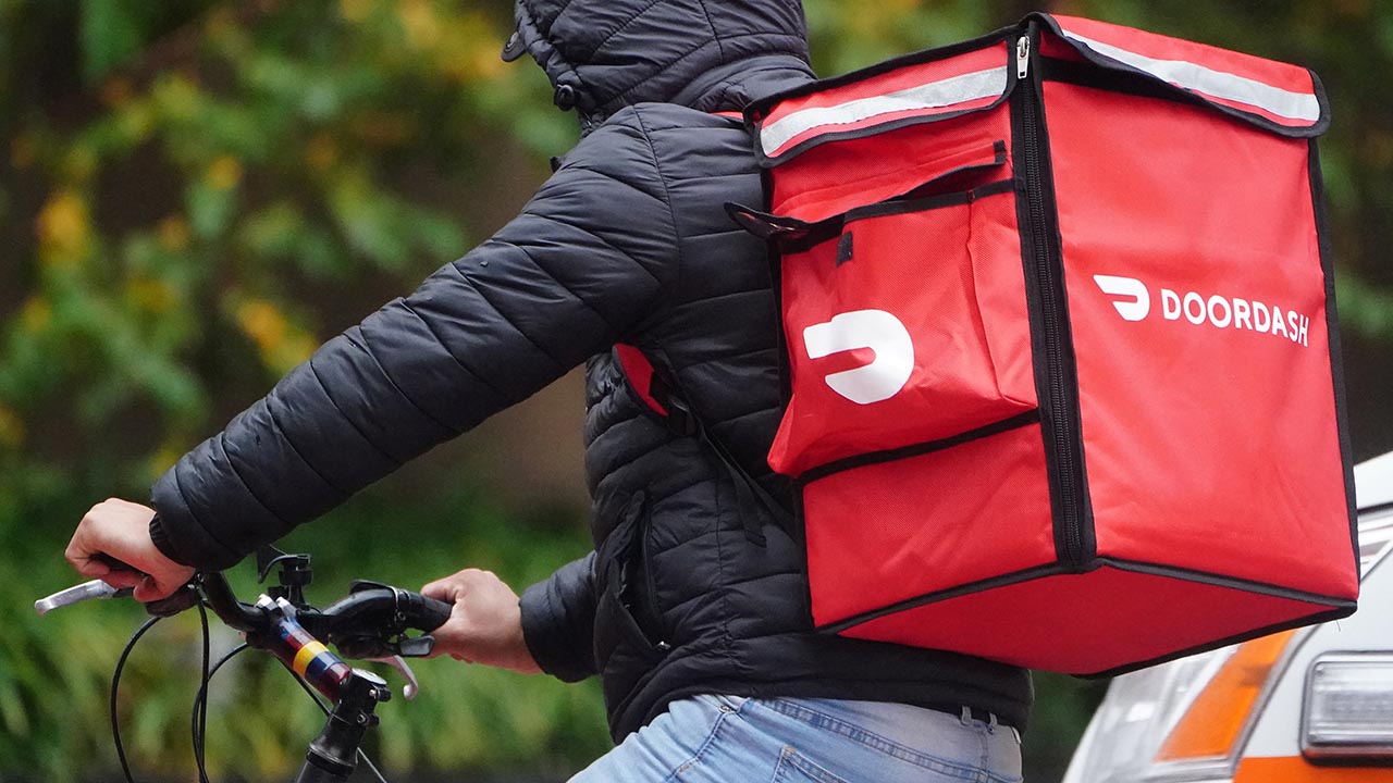 Will DoorDash Drivers Go For Its Hourly Pay Option? - RetailWire