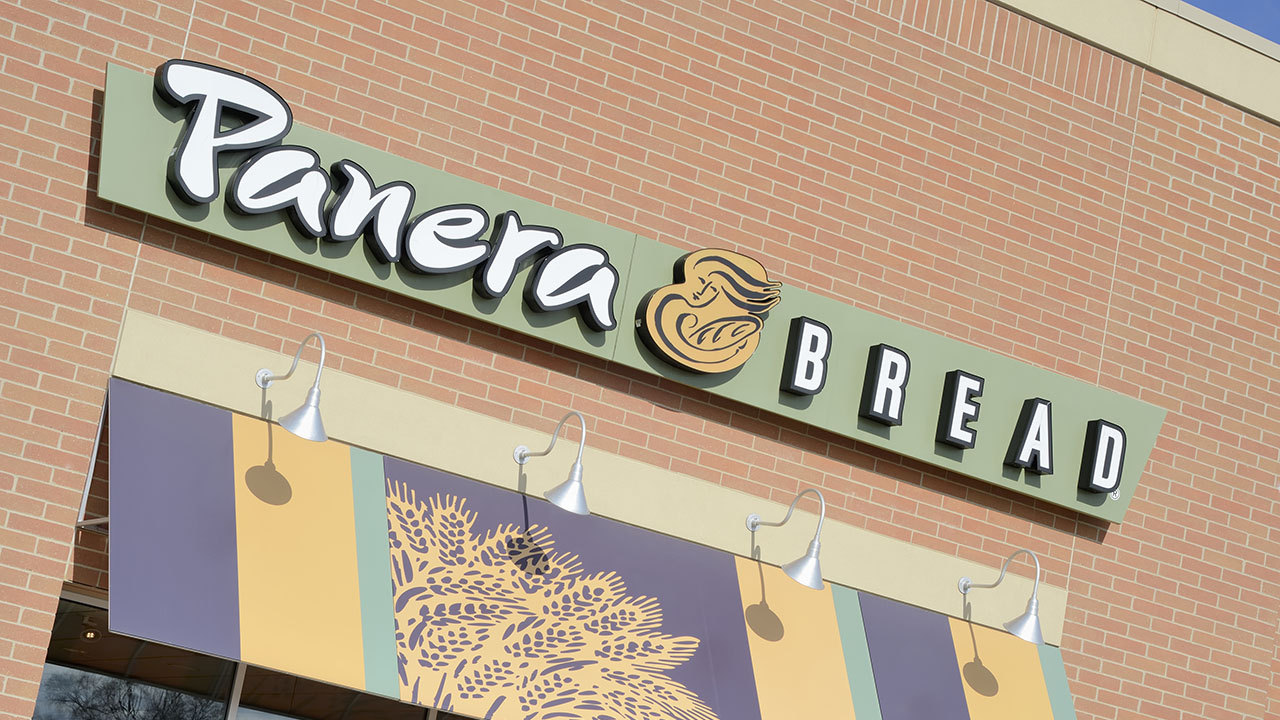 Panera to lay off more than 300 corporate employees ahead of IPO