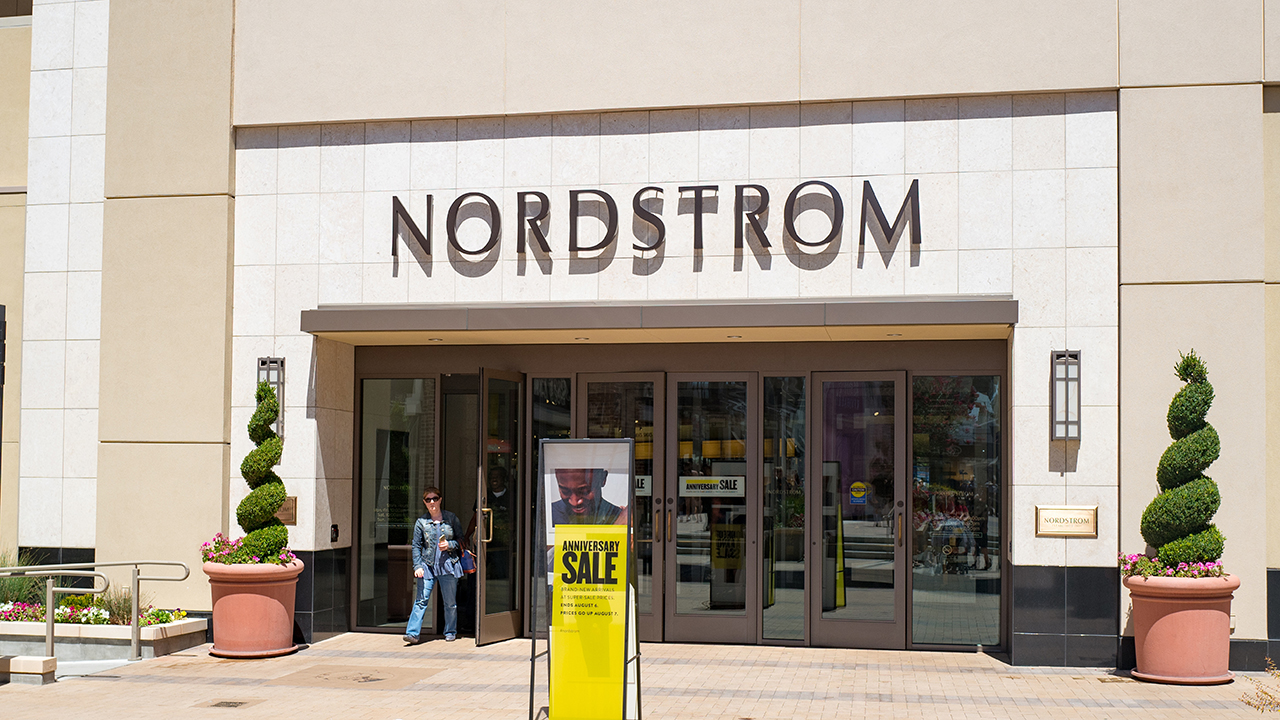 3 people arrested after Walnut Creek Nordstrom looted 