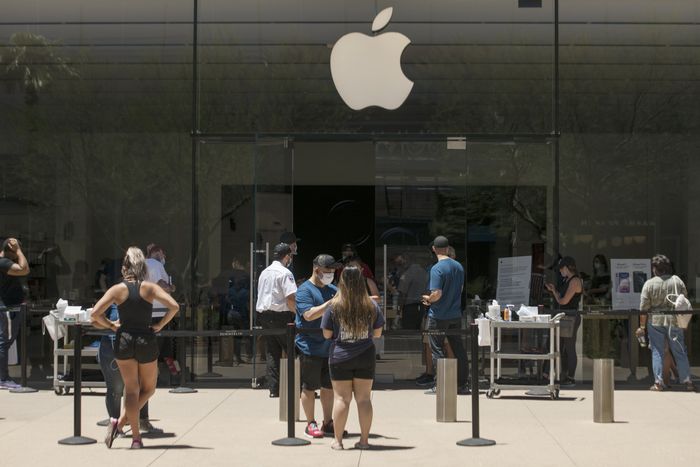 Victoria Gardens - Apple Store - Apple