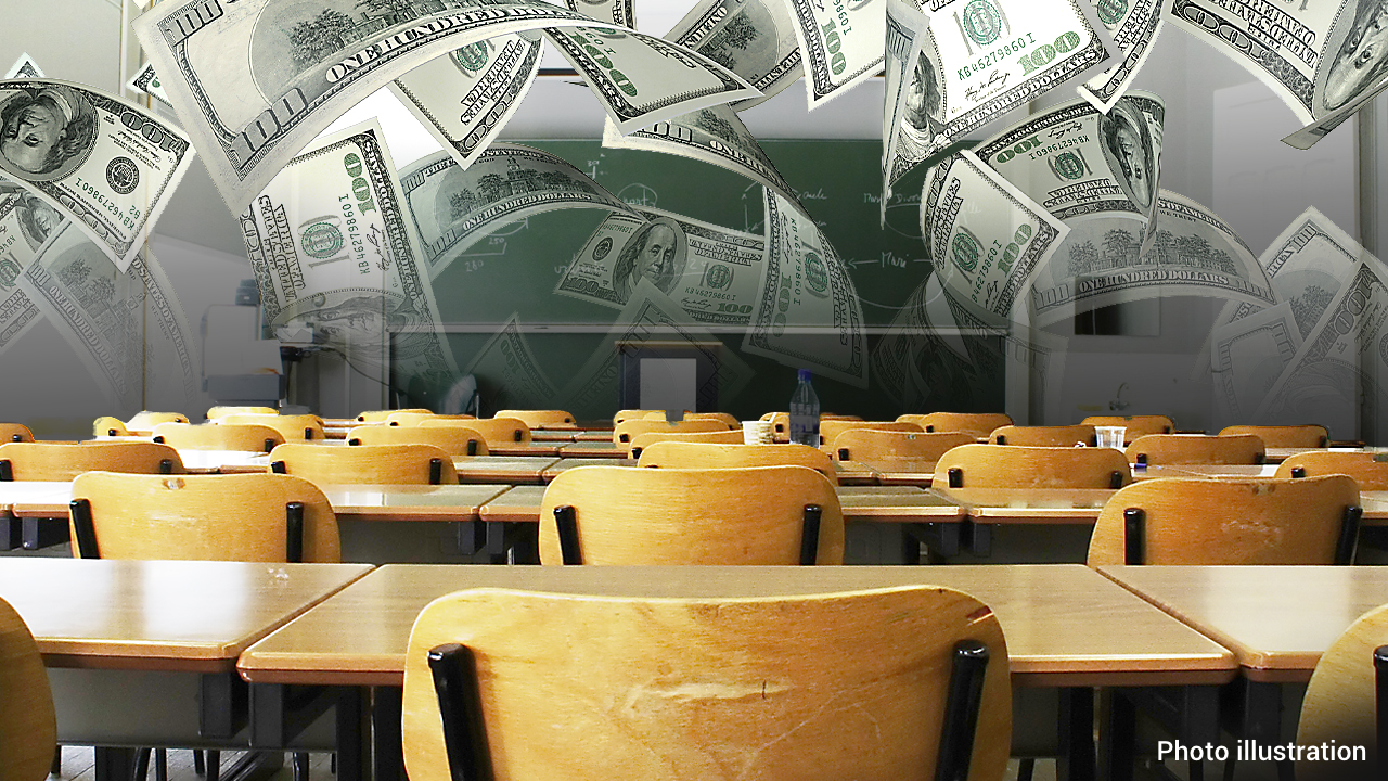 US high schoolers want financial education, but many schools don't offer it: survey