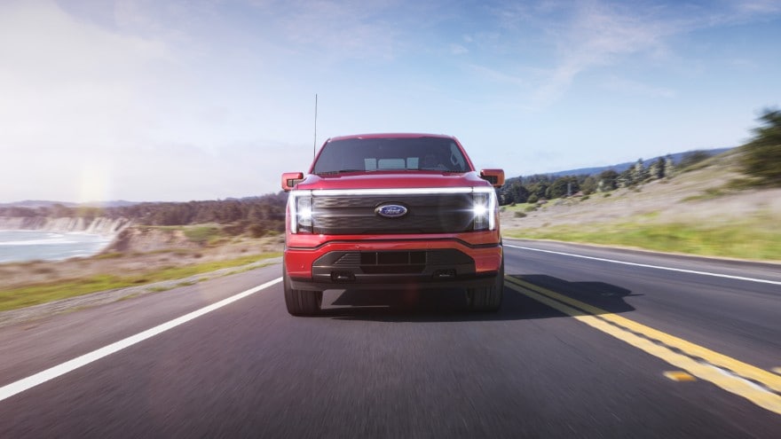 FoxNews.com automotive editor Gary Gastelu discusses Ford’s new electric pick-up F-150 Lightning.