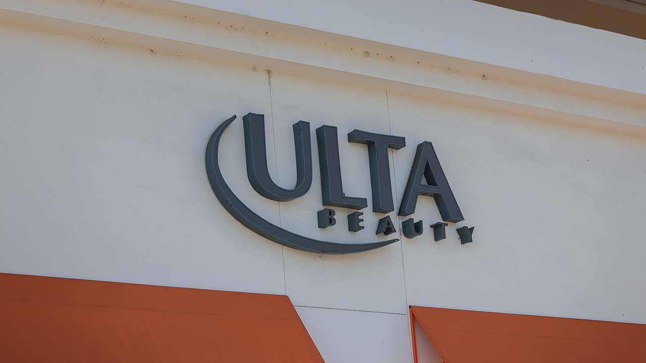 Fans rip Ulta Beauty for shocking email about Kate Spade's suicide | Fox  Business