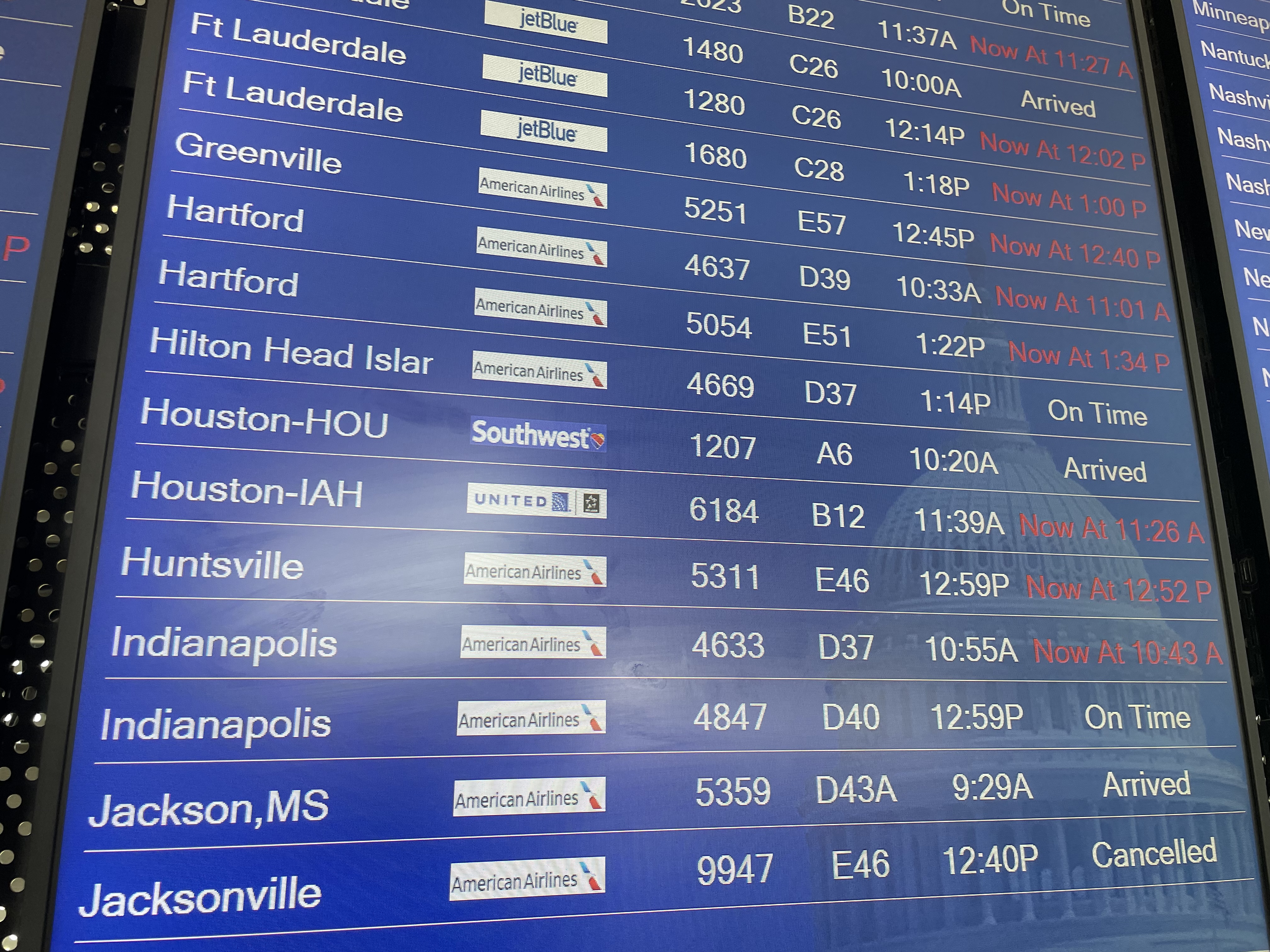 Flightmare: Thousands of flights canceled, delayed, do you need insurance?