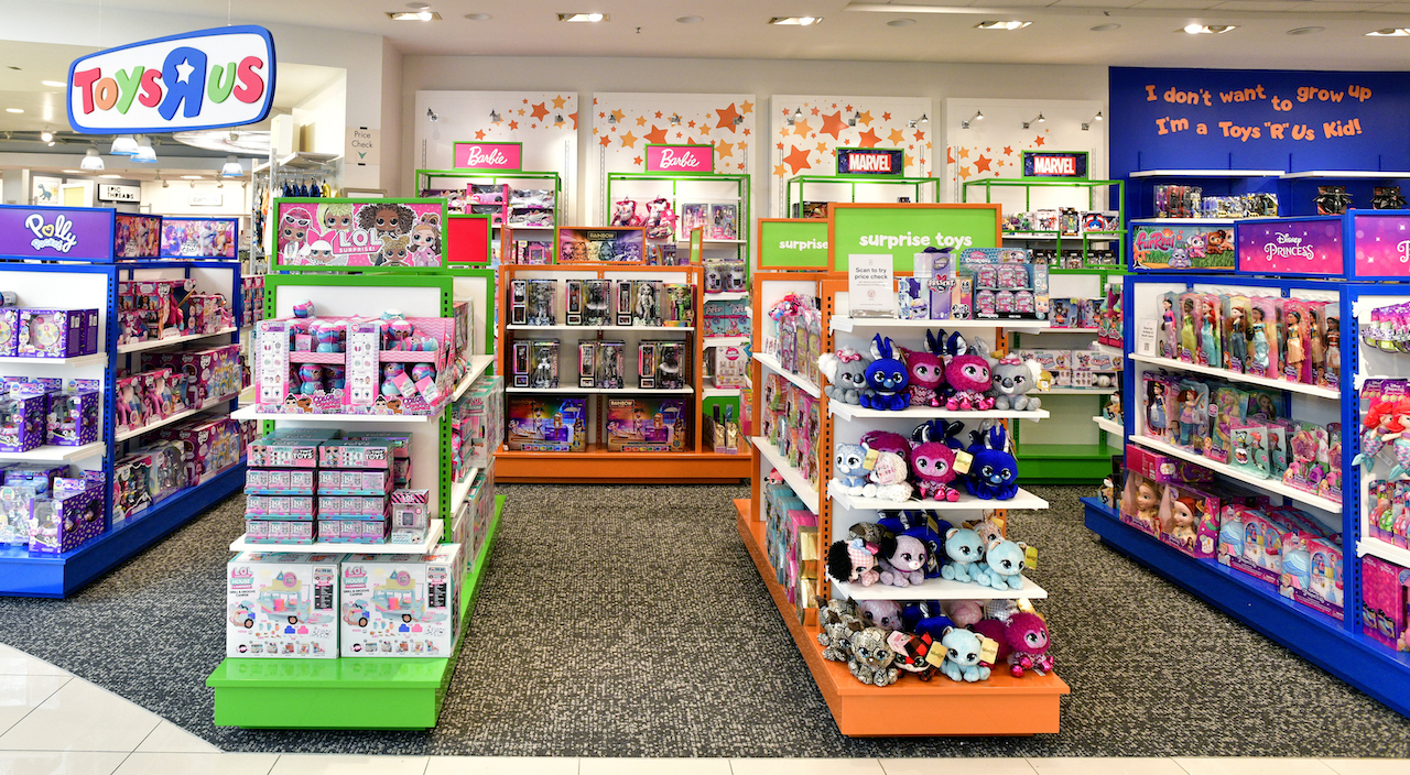 Macy's and Toys 'R' Us announce hot toy list for 2023 - Good Morning America