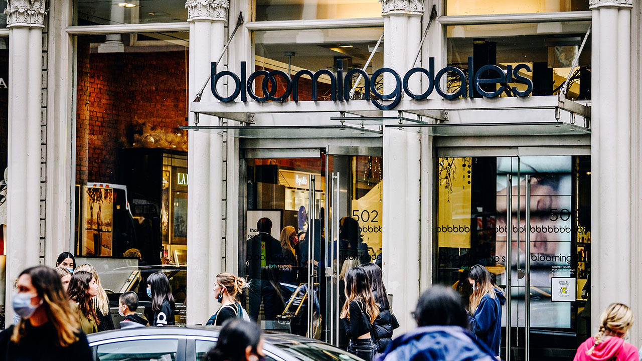 Company - Bloomingdale's :: Macy's, Inc.