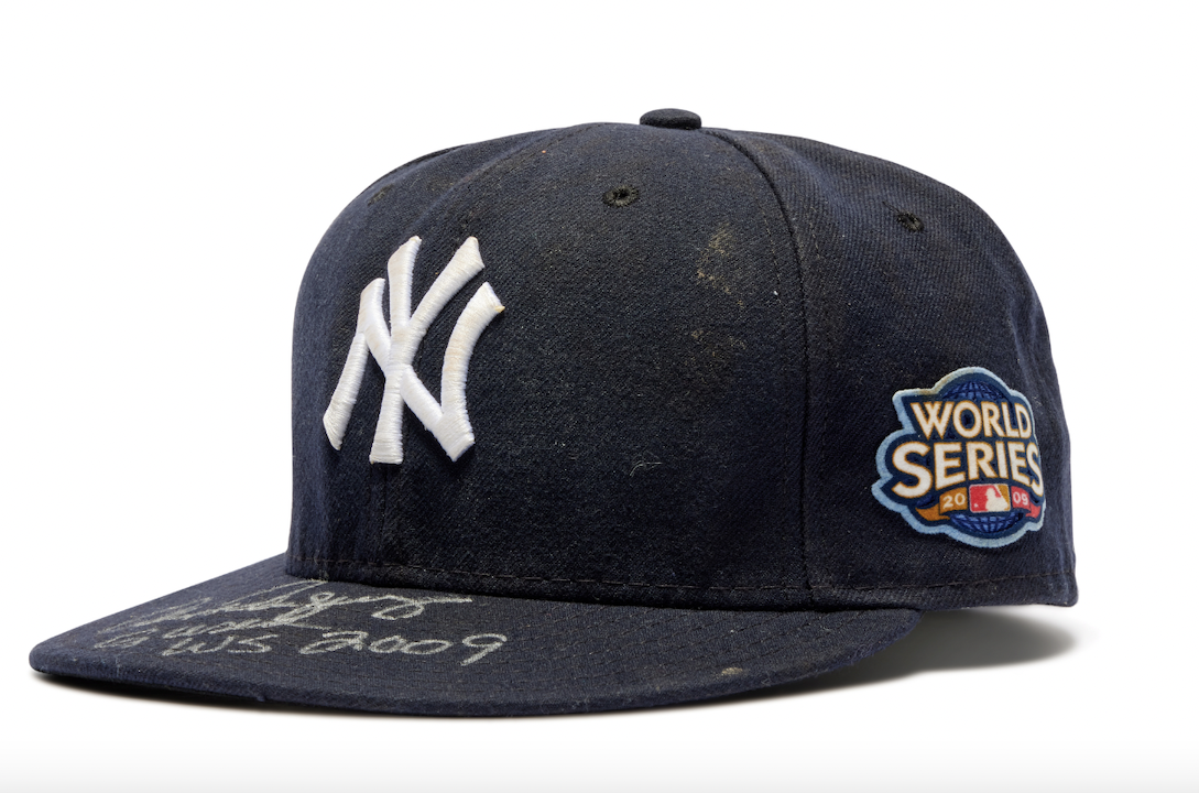 NEW YORK YANKEES NIKE SIZE NEW BORN HAT CAP NWT - C&S Sports and Hobby