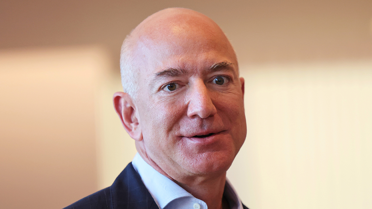 Louis Vuitton Owner Bernard Tops Jeff Bezos As The World's Richest Person