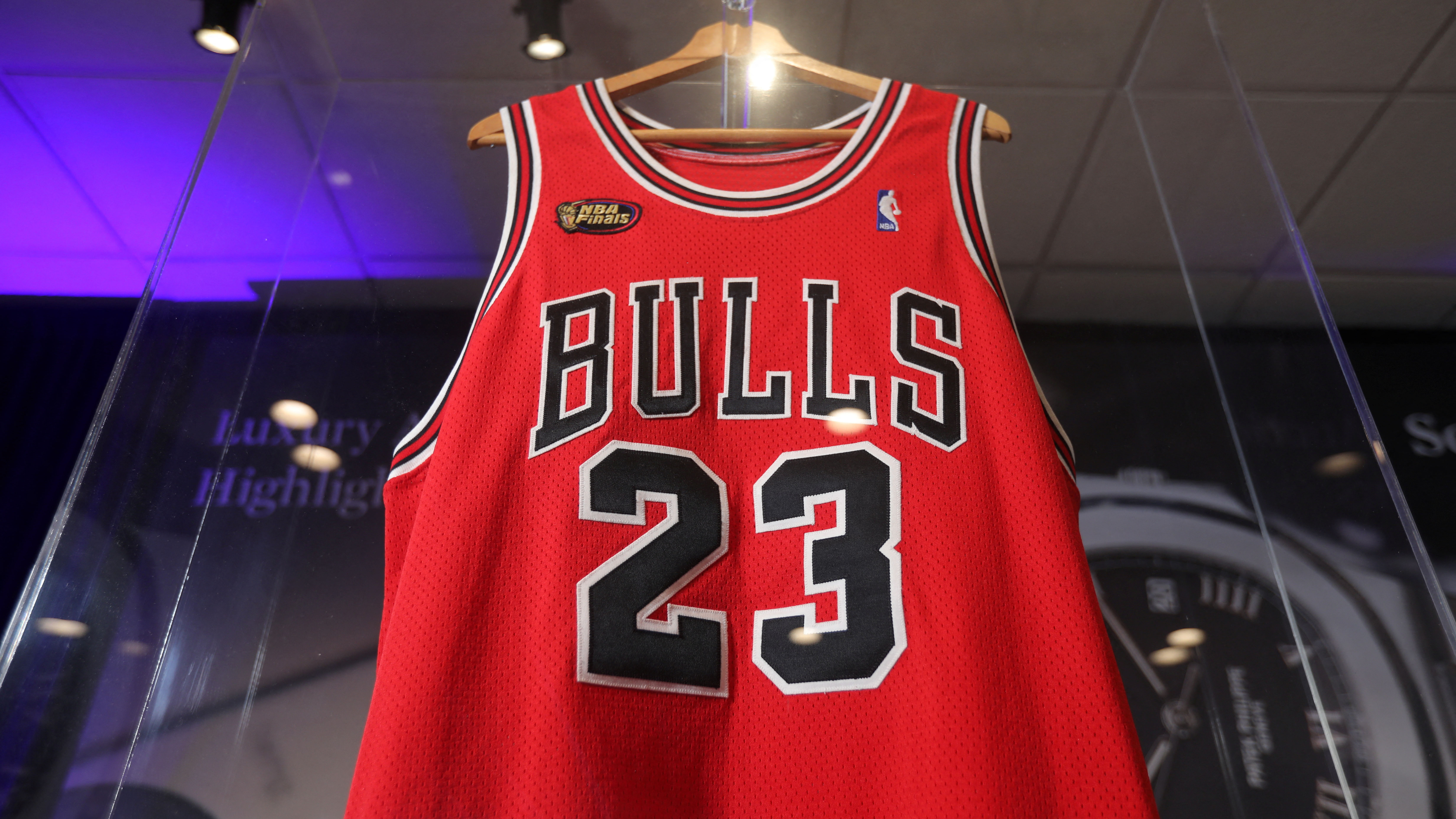 Iconic NBA jersey worn by Michael Jordan to be auctioned in September