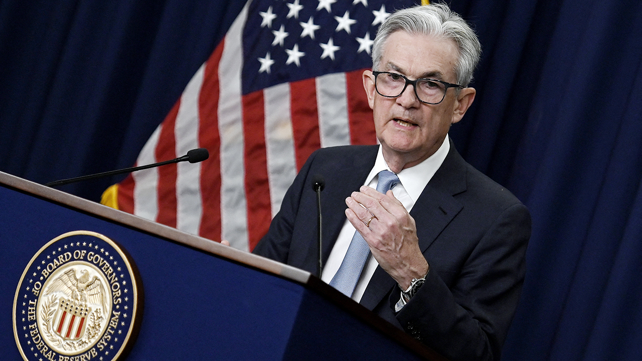 Federal Reserve Chairman Jerome Powell tests positive for COVID-19 : Fox Business