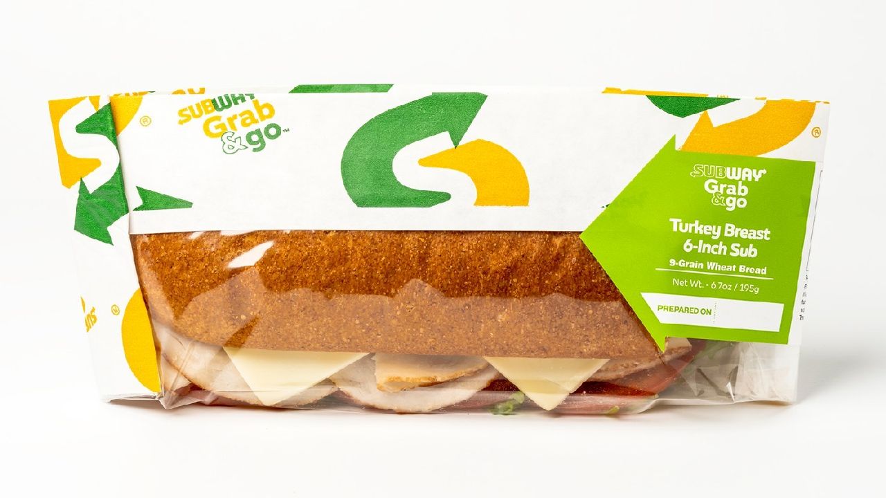 Subway sandwich vending machine at California college sells fresh