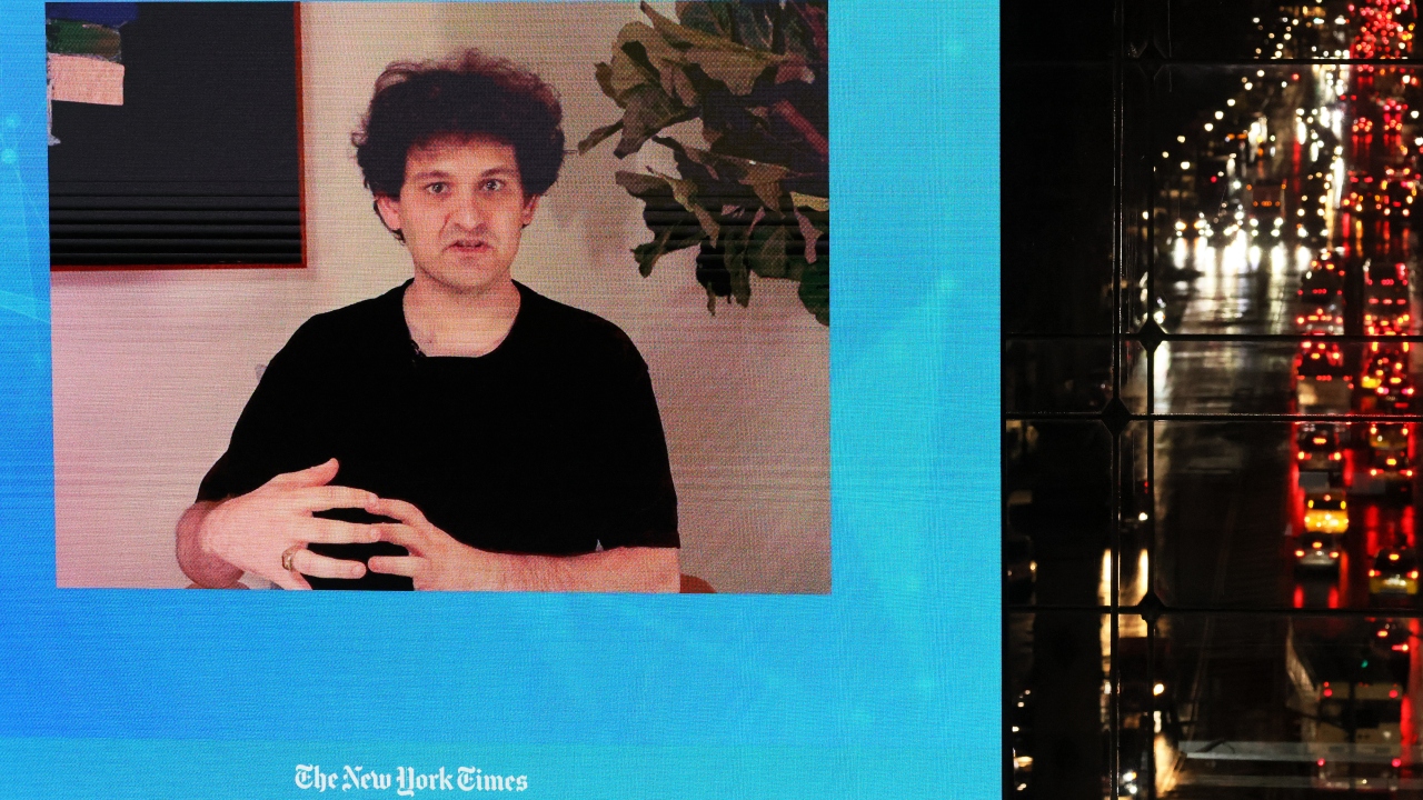 FTX founder Sam Bankman-Fried arrested in Bahamas, US expected to request  extradition, authorities say | Fox Business