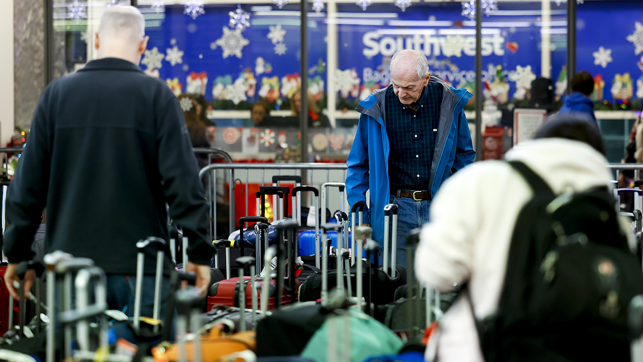 Southwest flyers still waiting for lost luggage days later