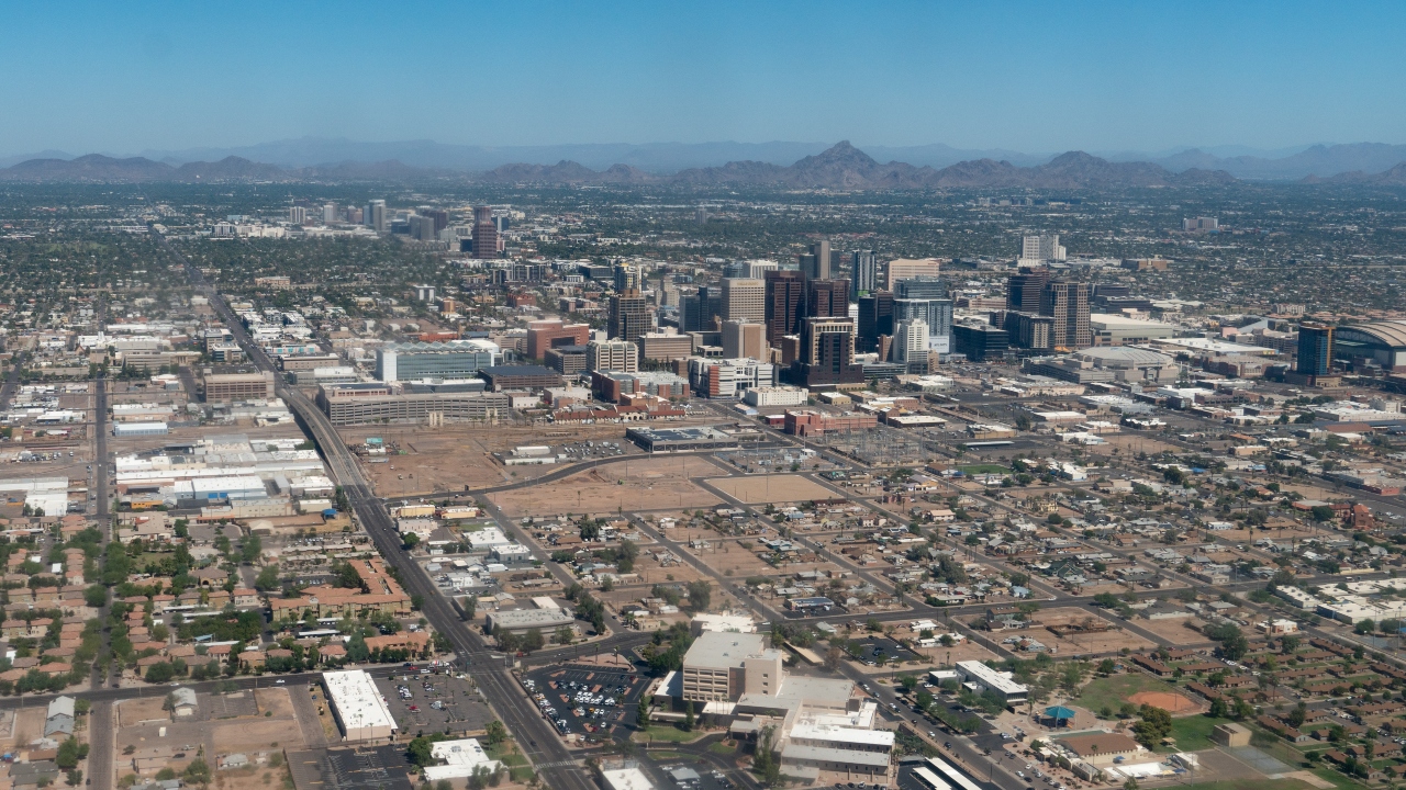 Super Bowl 2023: Phoenix hotel rooms are few; prices sky high