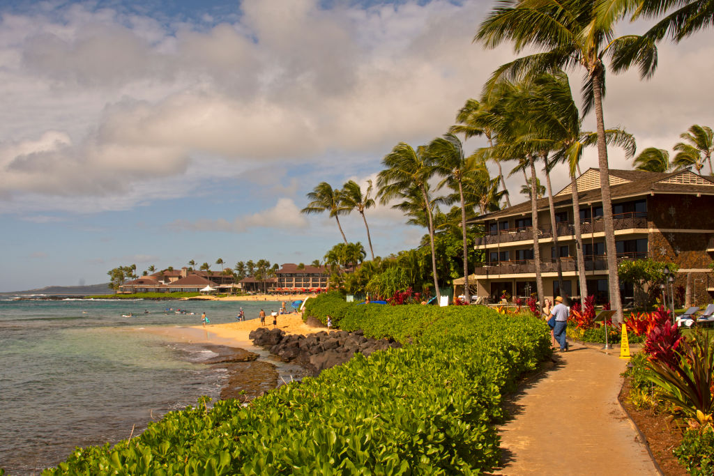 Hawaii bound? Visitors could soon pay a climate tax
