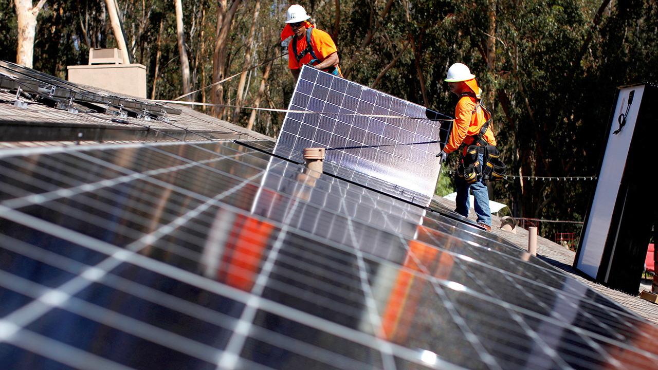 Harnessing Sunshine: Innovative Solar Power Installations
