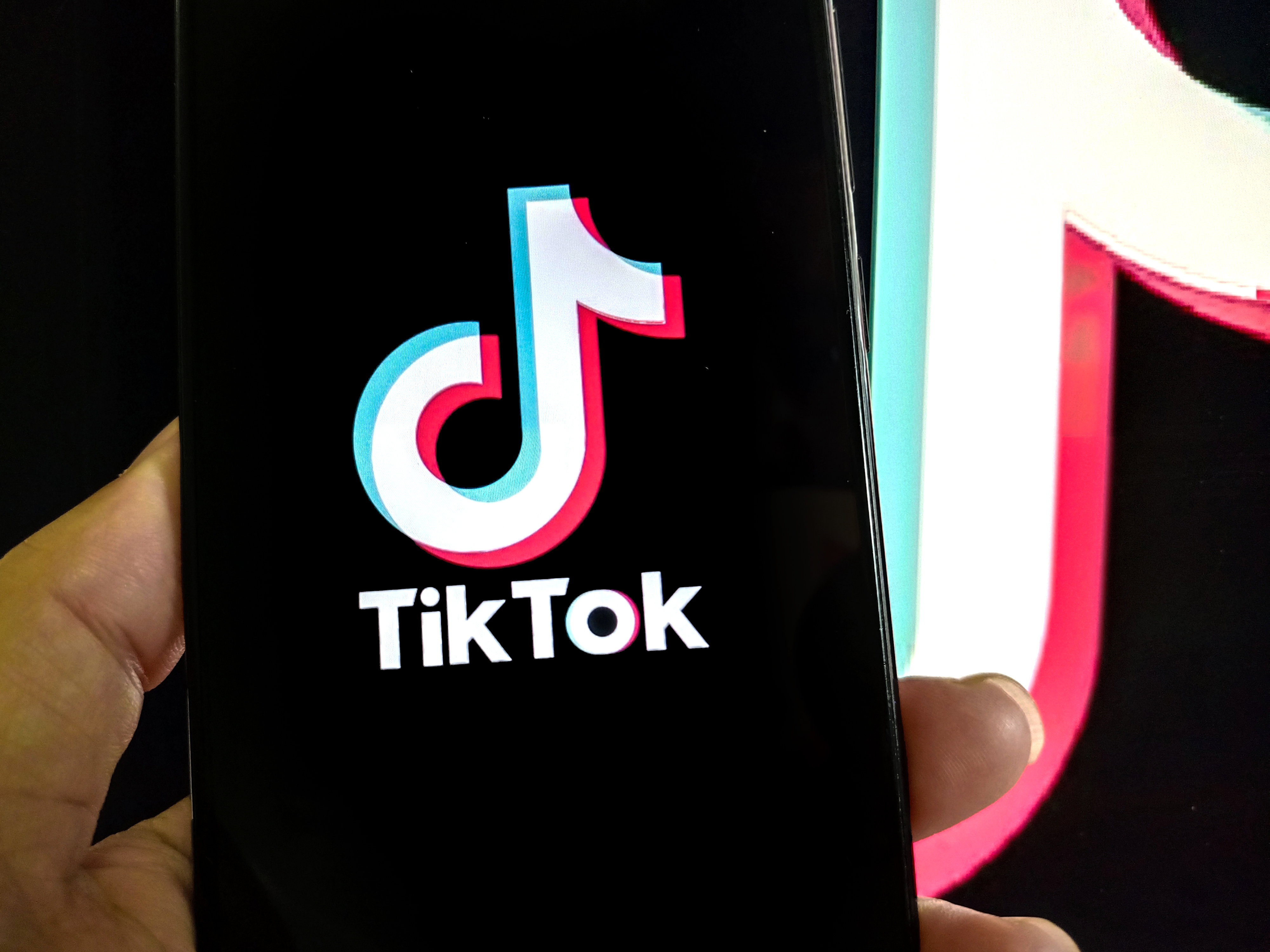 Republican senators spar on Senate floor over TikTok ban